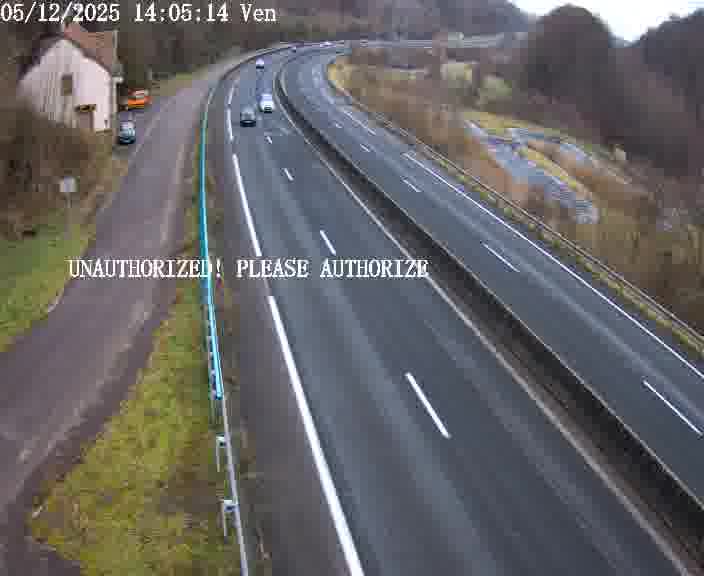 <h2>Webcam sur la D910 située dans la Côte des 4 vents. Vue orientée vers le bas, vers Saint-Avold.</h2>