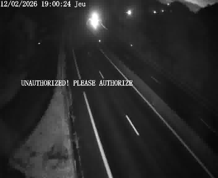 Webcam sur la D910 située dans la Côte des 4 vents. Vue orientée vers le bas, vers Saint-Avold.