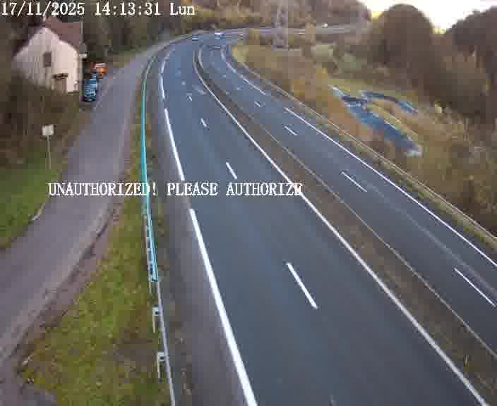 <h2>Webcam sur la D910 située dans la Côte des 4 vents. Vue orientée vers le bas, vers Saint-Avold.</h2>