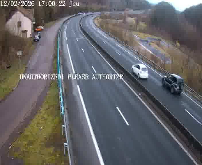 <h2>Webcam sur la D910 située dans la Côte des 4 vents. Vue orientée vers le bas, vers Saint-Avold.</h2>