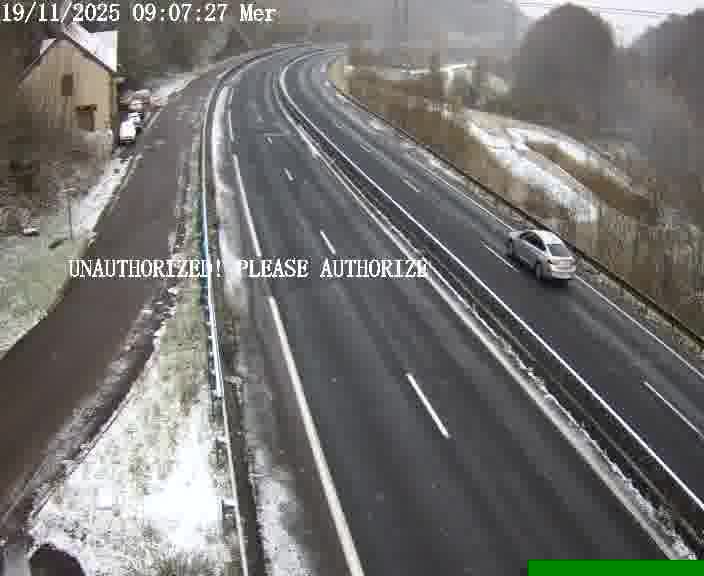 <h2>Webcam sur la D910 située dans la Côte des 4 vents. Vue orientée vers le bas, vers Saint-Avold.</h2>