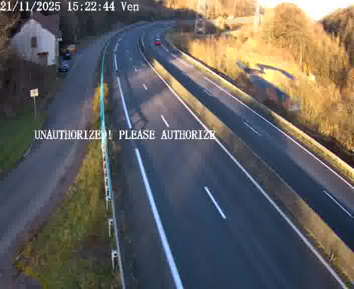 <h2>Webcam sur la D910 située dans la Côte des 4 vents. Vue orientée vers le bas, vers Saint-Avold.</h2>