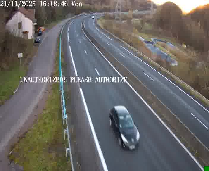 <h2>Webcam sur la D910 située dans la Côte des 4 vents. Vue orientée vers le bas, vers Saint-Avold.</h2>