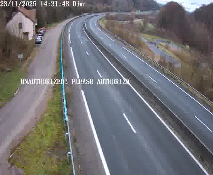 <h2>Webcam sur la D910 située dans la Côte des 4 vents. Vue orientée vers le bas, vers Saint-Avold.</h2>