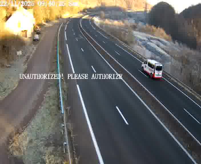 <h2>Webcam sur la D910 située dans la Côte des 4 vents. Vue orientée vers le bas, vers Saint-Avold.</h2>