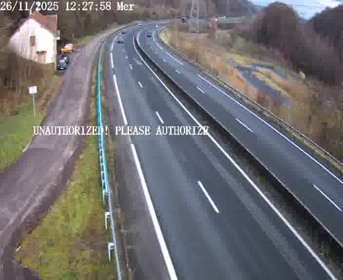 <h2>Webcam sur la D910 située dans la Côte des 4 vents. Vue orientée vers le bas, vers Saint-Avold.</h2>