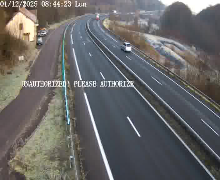 <h2>Webcam sur la D910 située dans la Côte des 4 vents. Vue orientée vers le bas, vers Saint-Avold.</h2>