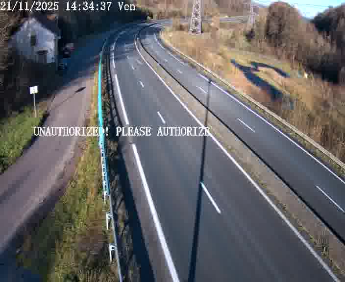 <h2>Webcam sur la D910 située dans la Côte des 4 vents. Vue orientée vers le bas, vers Saint-Avold.</h2>