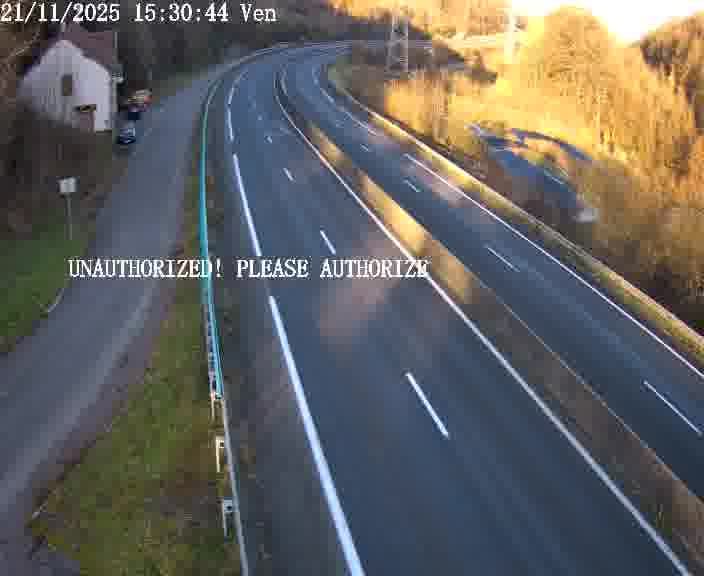 <h2>Webcam sur la D910 située dans la Côte des 4 vents. Vue orientée vers le bas, vers Saint-Avold.</h2>