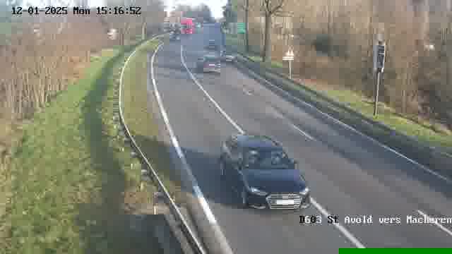 <h2>Webcam sur la D603 située à proximité de Saint-Avold. Vue orientée vers Macheren.</h2>