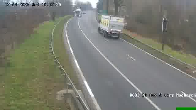 <h2>Webcam sur la D603 située à proximité de Saint-Avold. Vue orientée vers Macheren.</h2>