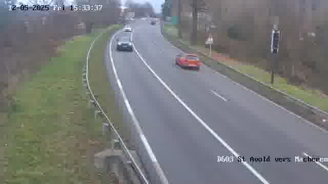 <h2>Webcam sur la D603 située à proximité de Saint-Avold. Vue orientée vers Macheren.</h2>