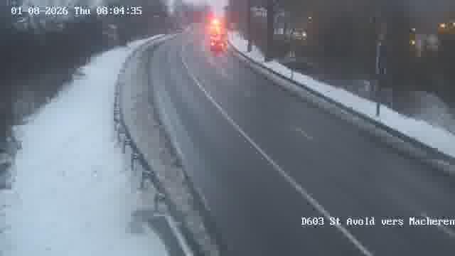 <h2>Webcam sur la D603 située à proximité de Saint-Avold. Vue orientée vers Macheren.</h2>