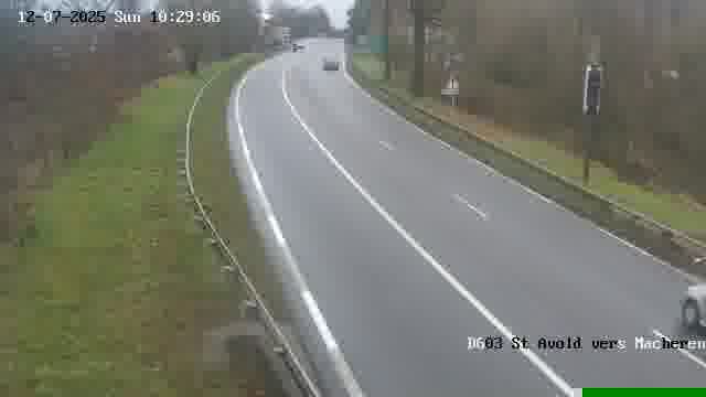 <h2>Webcam sur la D603 située à proximité de Saint-Avold. Vue orientée vers Macheren.</h2>