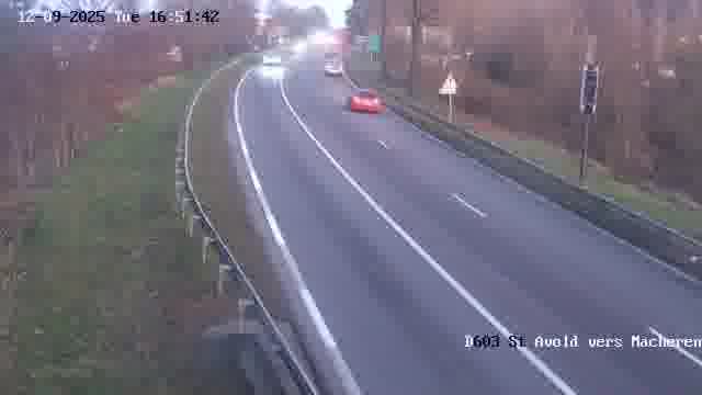 <h2>Webcam sur la D603 située à proximité de Saint-Avold. Vue orientée vers Macheren.</h2>