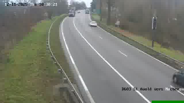 <h2>Webcam sur la D603 située à proximité de Saint-Avold. Vue orientée vers Macheren.</h2>
