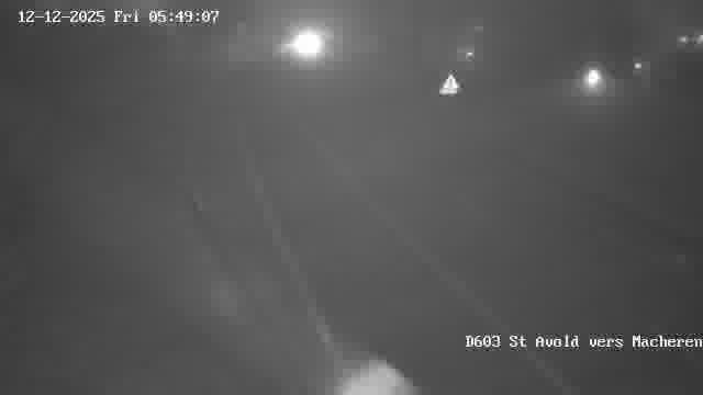 <h2>Webcam sur la D603 située à proximité de Saint-Avold. Vue orientée vers Macheren.</h2>