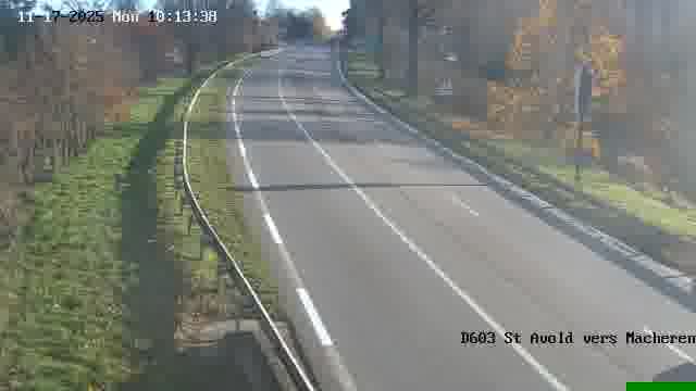 <h2>Webcam sur la D603 située à proximité de Saint-Avold. Vue orientée vers Macheren.</h2>