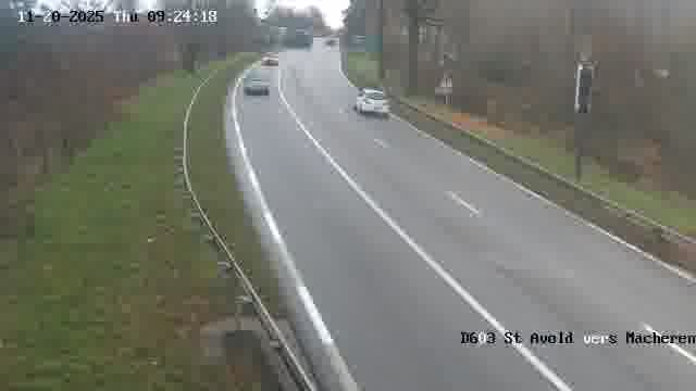 <h2>Webcam sur la D603 située à proximité de Saint-Avold. Vue orientée vers Macheren.</h2>