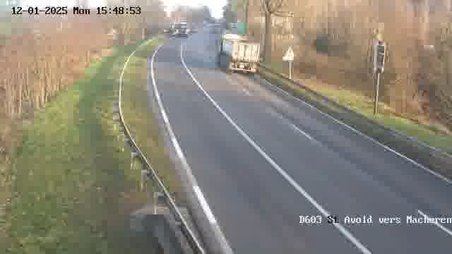 <h2>Webcam sur la D603 située à proximité de Saint-Avold. Vue orientée vers Macheren.</h2>