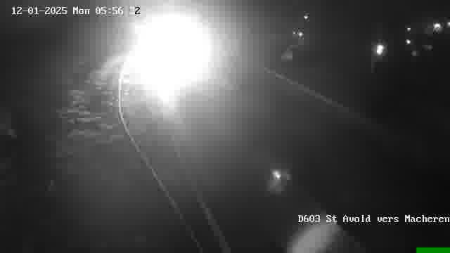 <h2>Webcam sur la D603 située à proximité de Saint-Avold. Vue orientée vers Macheren.</h2>