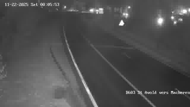 <h2>Webcam sur la D603 située à proximité de Saint-Avold. Vue orientée vers Macheren.</h2>
