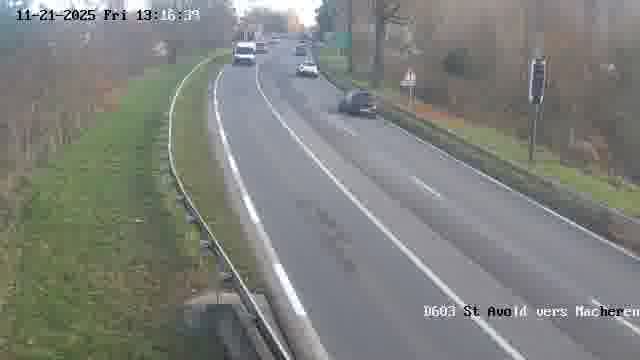<h2>Webcam sur la D603 située à proximité de Saint-Avold. Vue orientée vers Macheren.</h2>