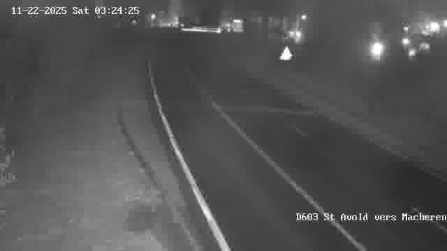 <h2>Webcam sur la D603 située à proximité de Saint-Avold. Vue orientée vers Macheren.</h2>