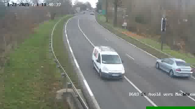 <h2>Webcam sur la D603 située à proximité de Saint-Avold. Vue orientée vers Macheren.</h2>