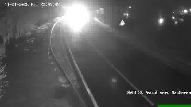 <h2>Webcam sur la D603 située à proximité de Saint-Avold. Vue orientée vers Macheren.</h2>