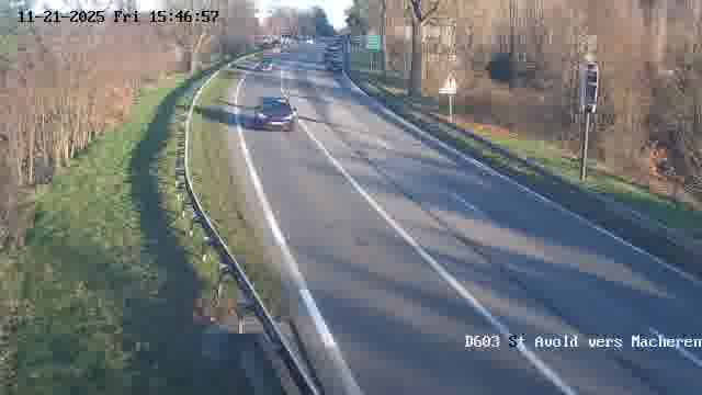 <h2>Webcam sur la D603 située à proximité de Saint-Avold. Vue orientée vers Macheren.</h2>