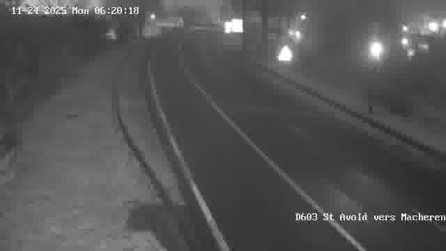 <h2>Webcam sur la D603 située à proximité de Saint-Avold. Vue orientée vers Macheren.</h2>