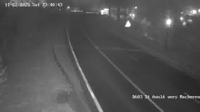 <h2>Webcam sur la D603 située à proximité de Saint-Avold. Vue orientée vers Macheren.</h2>