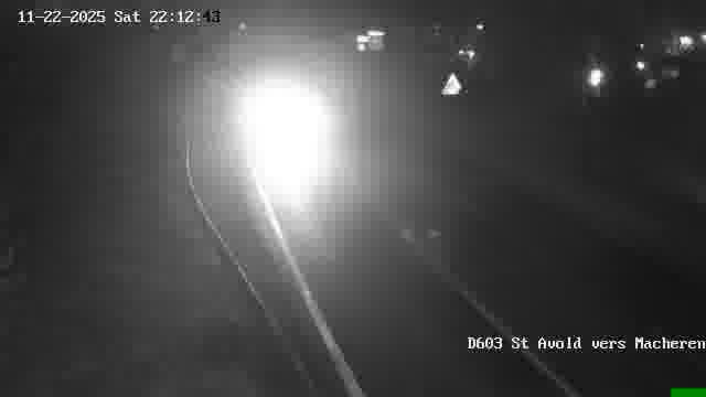 <h2>Webcam sur la D603 située à proximité de Saint-Avold. Vue orientée vers Macheren.</h2>