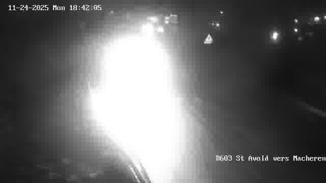 <h2>Webcam sur la D603 située à proximité de Saint-Avold. Vue orientée vers Macheren.</h2>