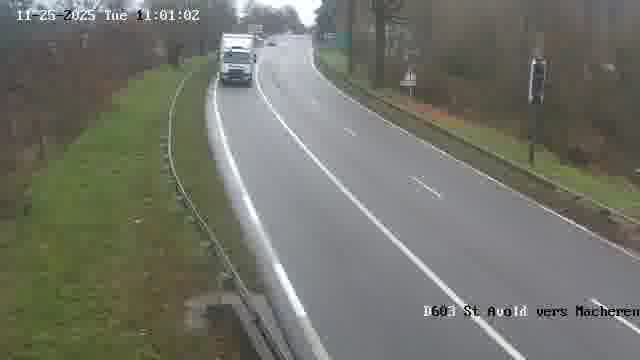 <h2>Webcam sur la D603 située à proximité de Saint-Avold. Vue orientée vers Macheren.</h2>