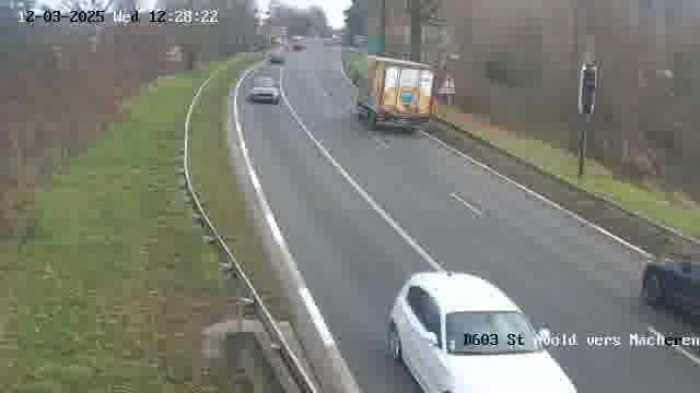 <h2>Webcam sur la D603 située à proximité de Saint-Avold. Vue orientée vers Macheren.</h2>