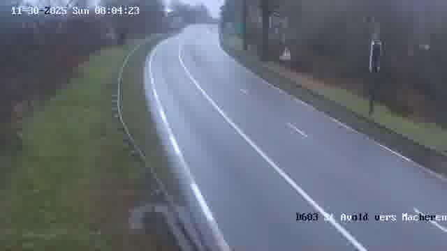 <h2>Webcam sur la D603 située à proximité de Saint-Avold. Vue orientée vers Macheren.</h2>