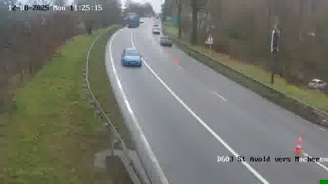 <h2>Webcam sur la D603 située à proximité de Saint-Avold. Vue orientée vers Macheren.</h2>