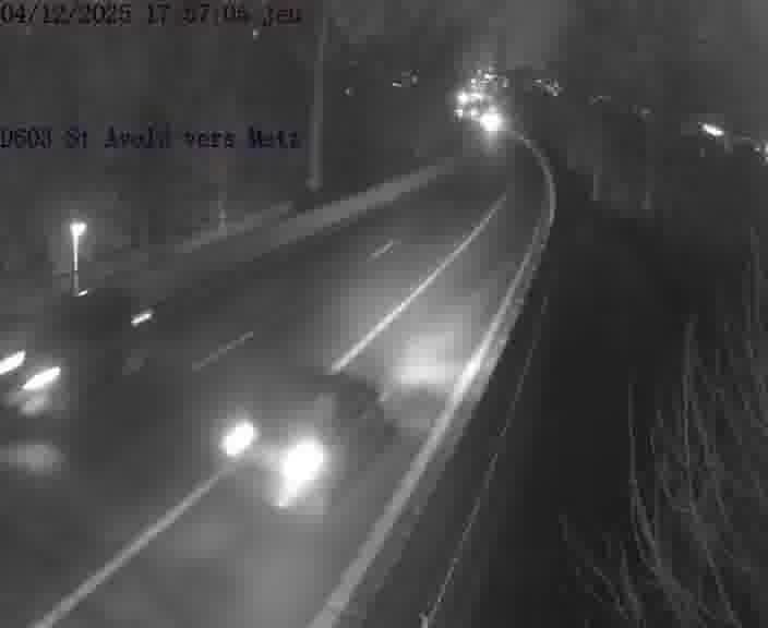 <h2>Clone of Webcam sur la D603 située à proximité de Saint-Avold. Vue orientée vers Metz</h2>