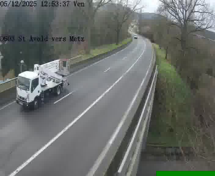 <h2>Clone of Webcam sur la D603 située à proximité de Saint-Avold. Vue orientée vers Metz</h2>