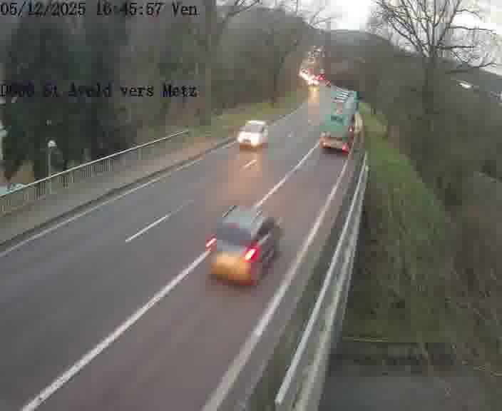 <h2>Clone of Webcam sur la D603 située à proximité de Saint-Avold. Vue orientée vers Metz</h2>