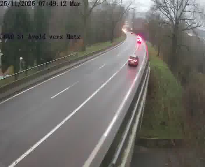 <h2>Clone of Webcam sur la D603 située à proximité de Saint-Avold. Vue orientée vers Metz</h2>