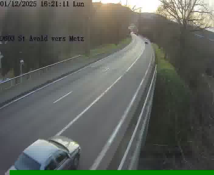 <h2>Clone of Webcam sur la D603 située à proximité de Saint-Avold. Vue orientée vers Metz</h2>