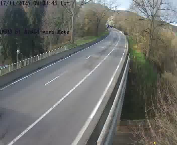 <h2>Clone of Webcam sur la D603 située à proximité de Saint-Avold. Vue orientée vers Metz</h2>