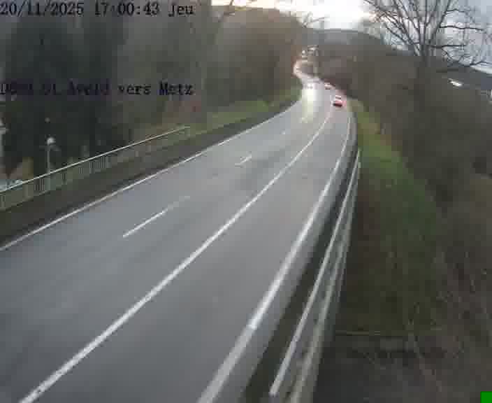 <h2>Clone of Webcam sur la D603 située à proximité de Saint-Avold. Vue orientée vers Metz</h2>