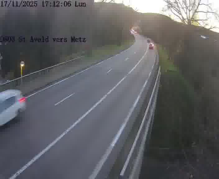 <h2>Clone of Webcam sur la D603 située à proximité de Saint-Avold. Vue orientée vers Metz</h2>