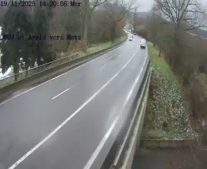 <h2>Clone of Webcam sur la D603 située à proximité de Saint-Avold. Vue orientée vers Metz</h2>