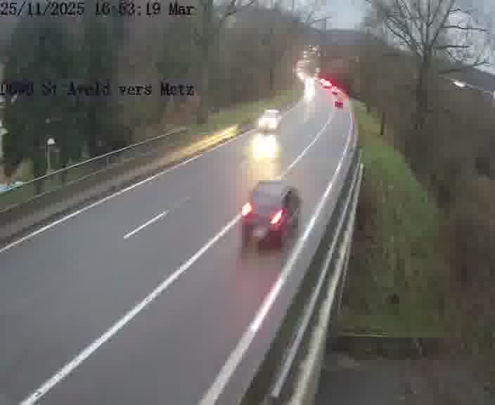 <h2>Clone of Webcam sur la D603 située à proximité de Saint-Avold. Vue orientée vers Metz</h2>