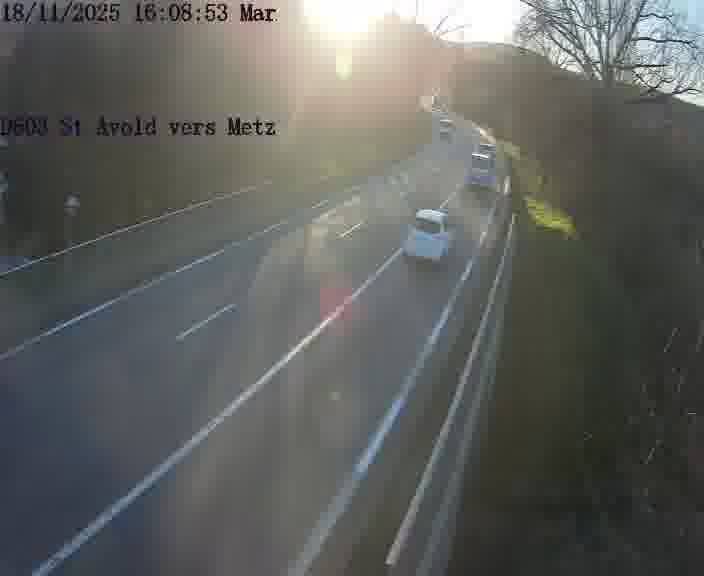 <h2>Clone of Webcam sur la D603 située à proximité de Saint-Avold. Vue orientée vers Metz</h2>